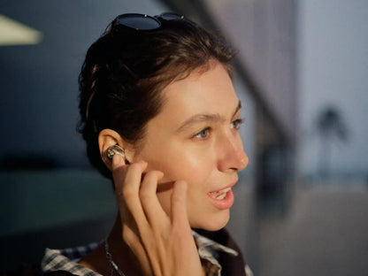 MOMENTUM True Wireless 5